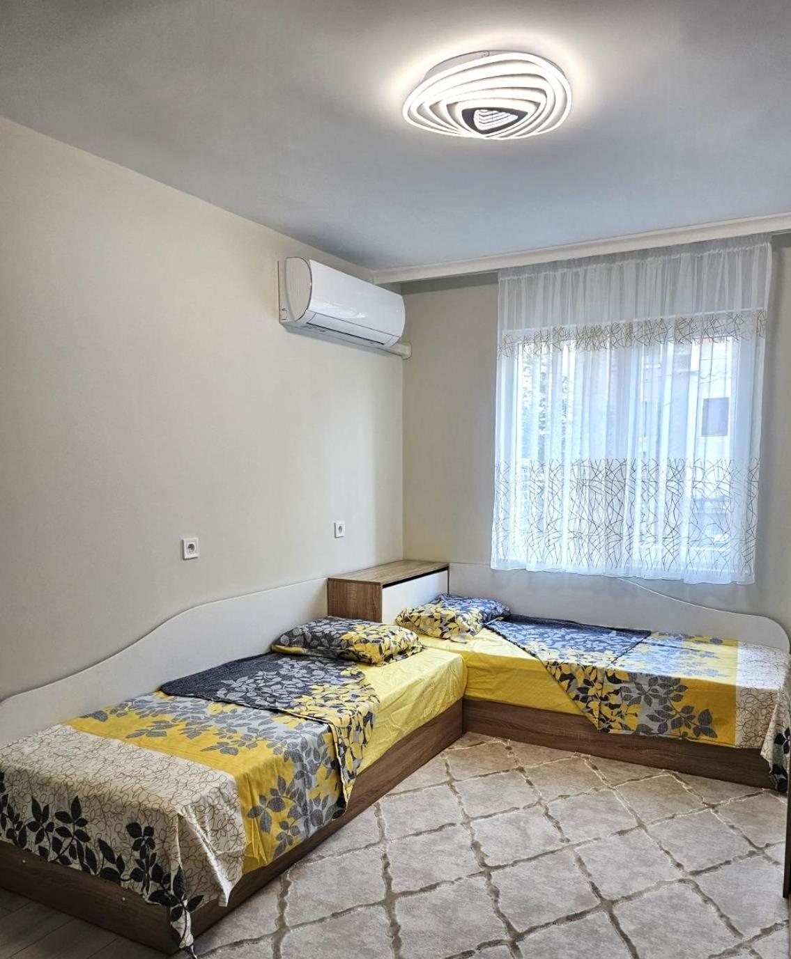 בורגאס Apartment Bohemi With Free Parking מראה חיצוני תמונה